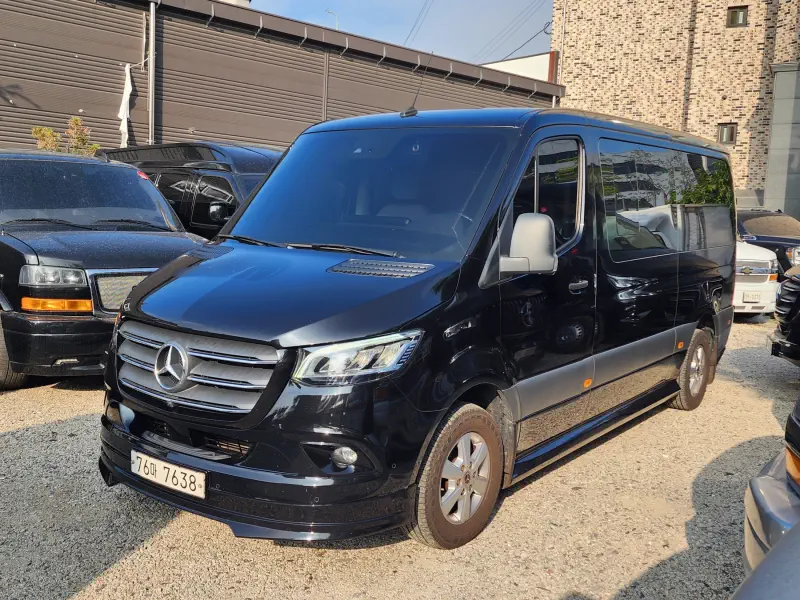 Mercedes-Benz Sprinter