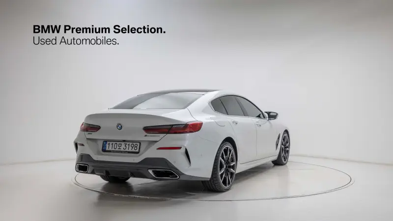 BMW 8-Series