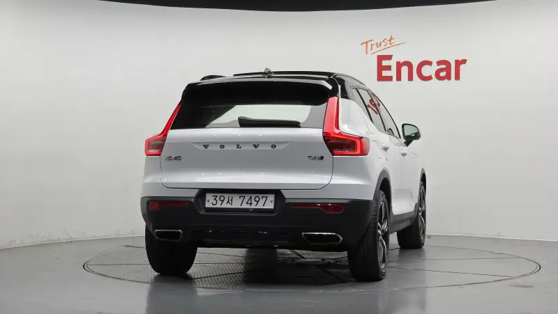 Volvo XC40