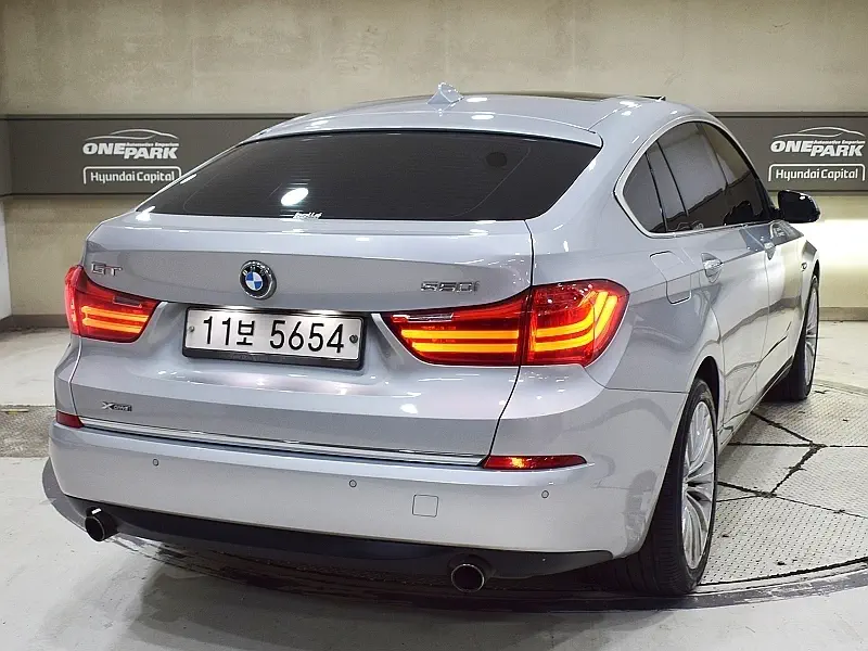BMW 5-Series Gran Turismo