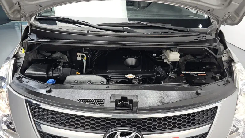 Hyundai Grand Starex