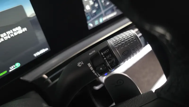 Genesis GV60