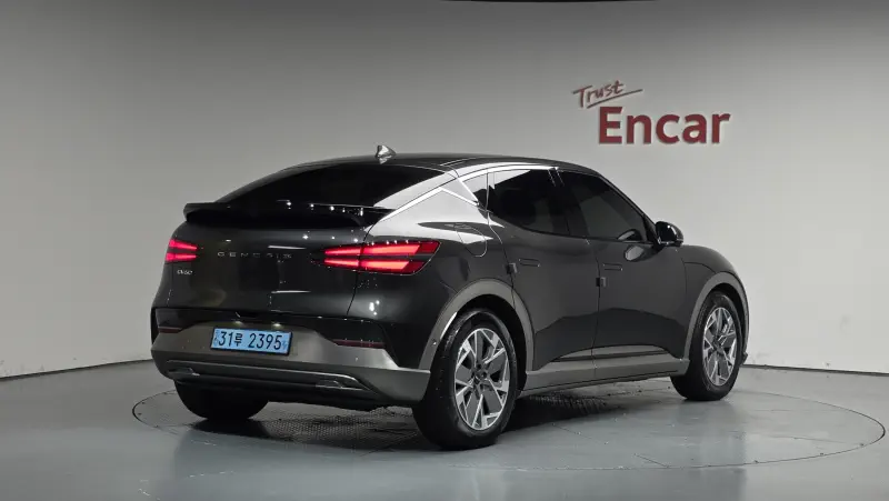 Genesis GV60
