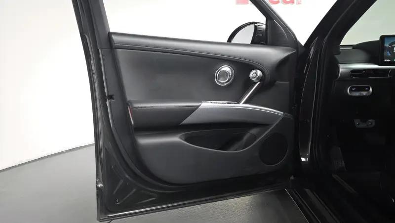 Genesis GV60