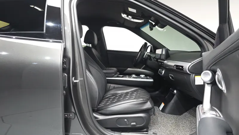 Genesis GV60