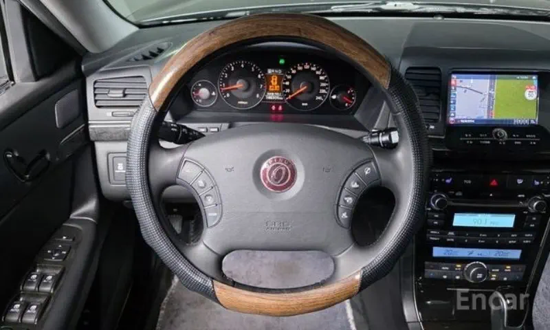 Kia OPIRUS