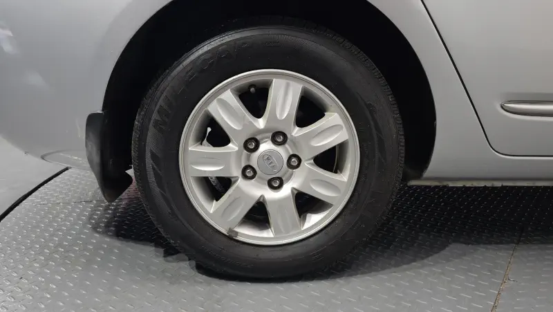 Kia Carens