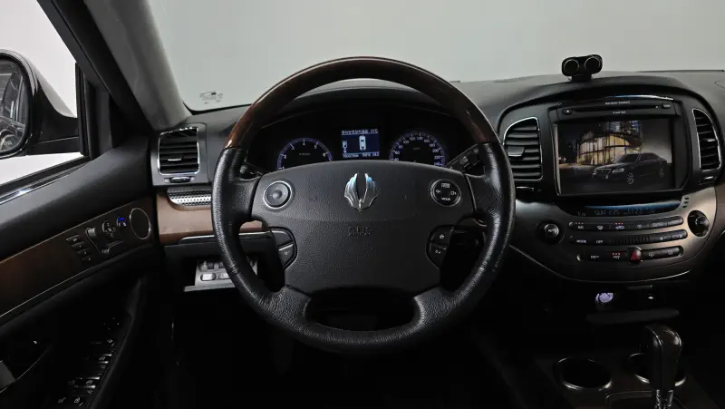 SsangYong Chairman W