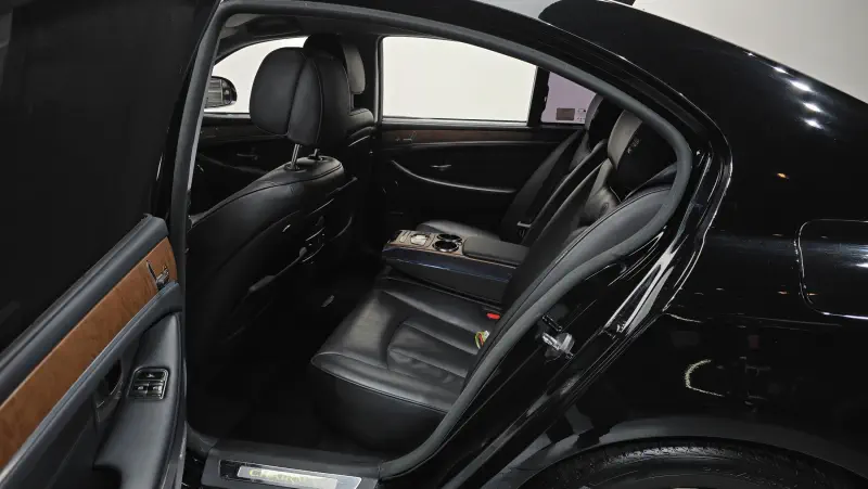 SsangYong Chairman W