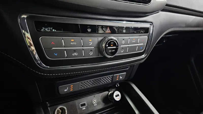SsangYong Rexton Sports