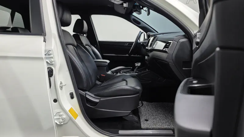 SsangYong Rexton Sports Khan