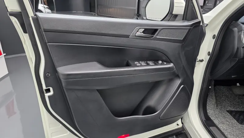 SsangYong Rexton Sports Khan