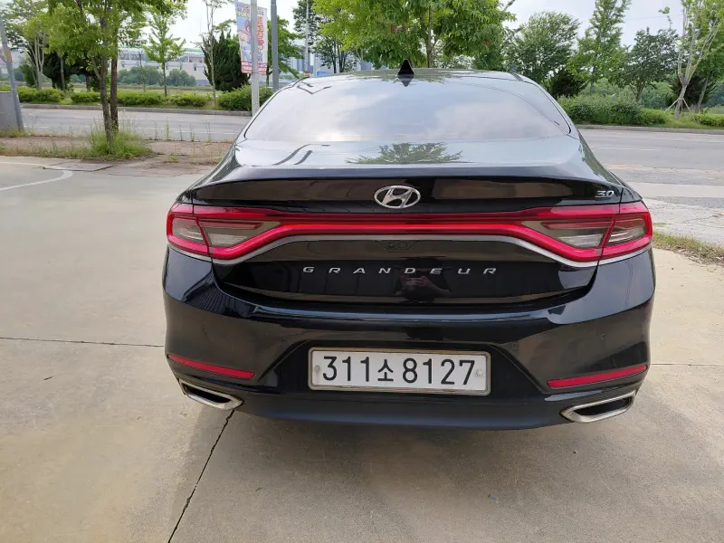 Hyundai Grandeur