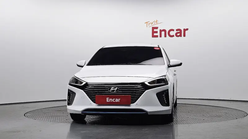 Hyundai Ioniq