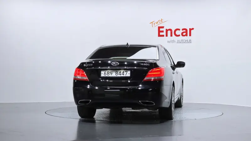 Hyundai Equus