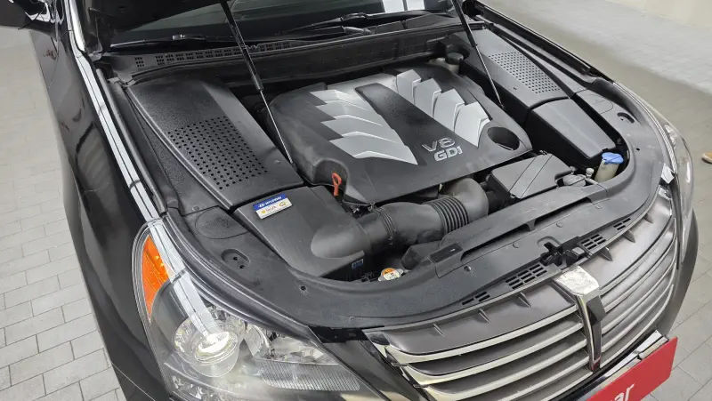 Hyundai Equus
