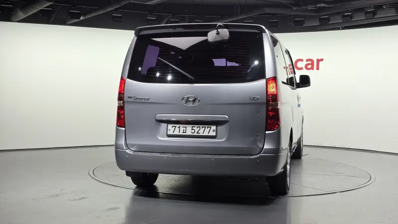 Hyundai Grand Starex