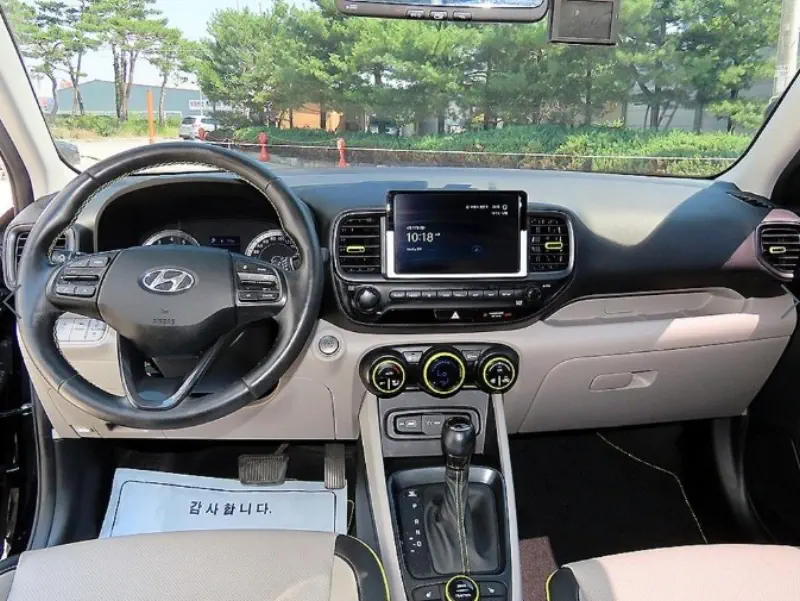 Hyundai Venue
