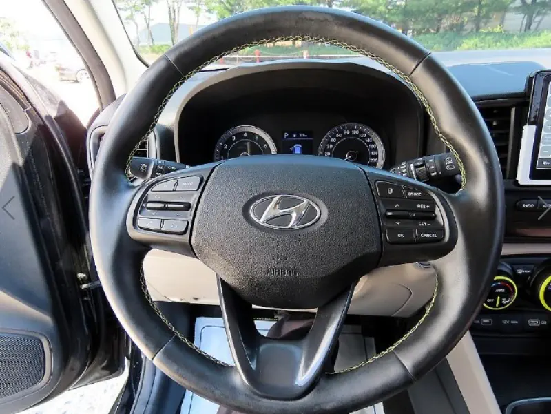 Hyundai Venue