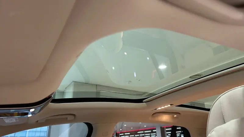 Mercedes-Benz EQS SUV