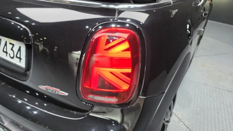 MINI Cabrio