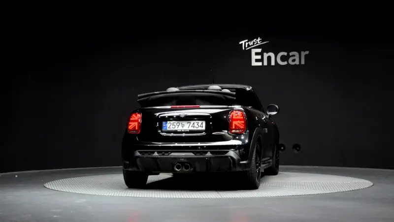 MINI Cabrio
