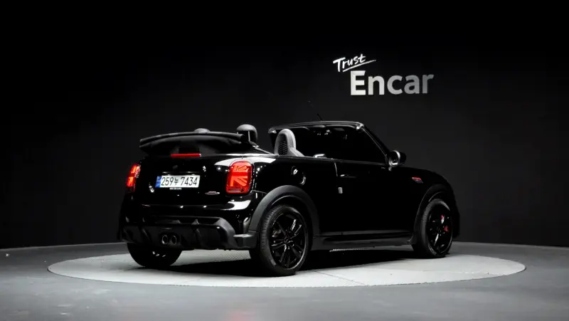 MINI Cabrio
