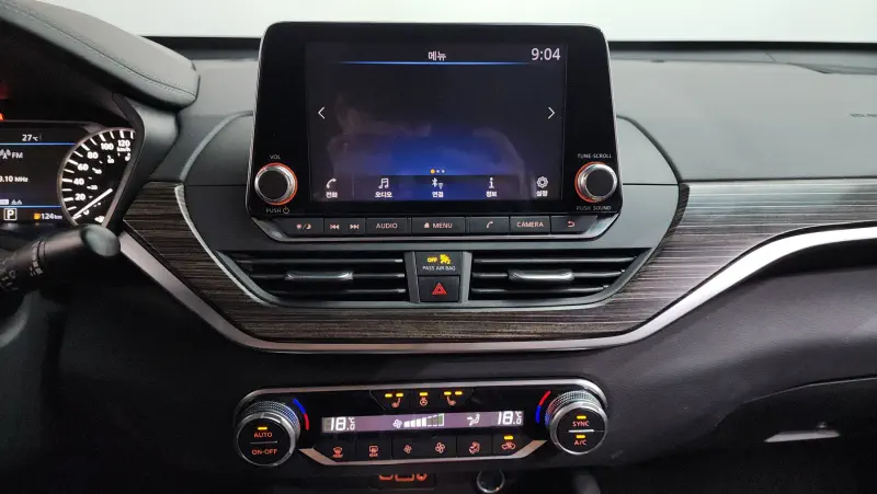 Nissan Altima