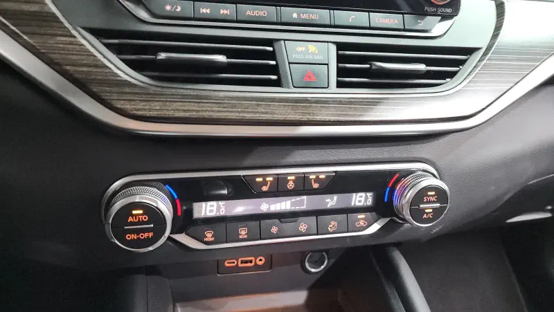Nissan Altima