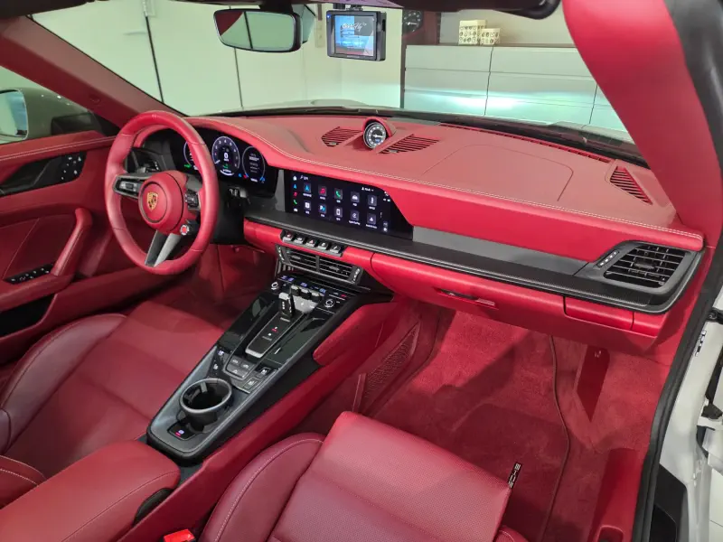 Porsche 911