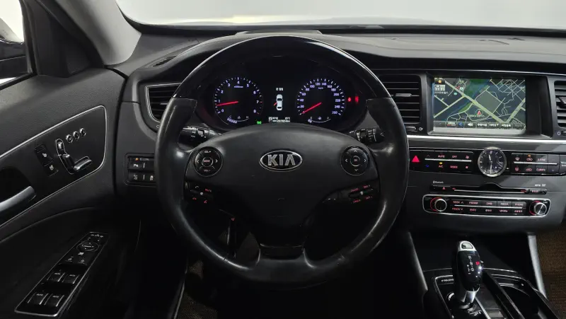 Kia K9
