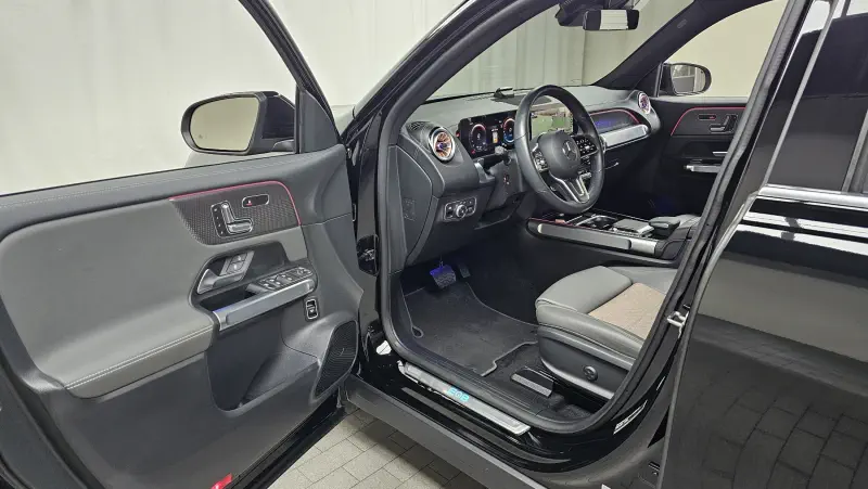Mercedes-Benz EQB