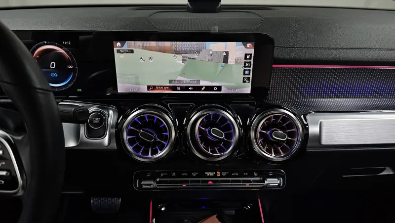 Mercedes-Benz EQB