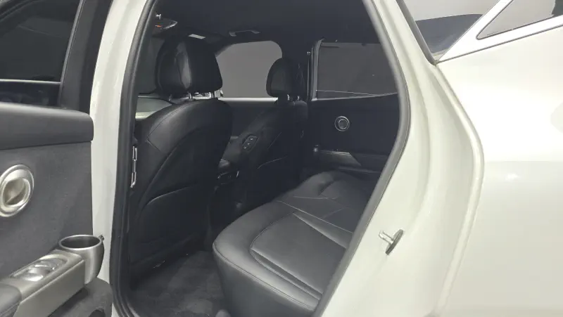 Genesis GV60