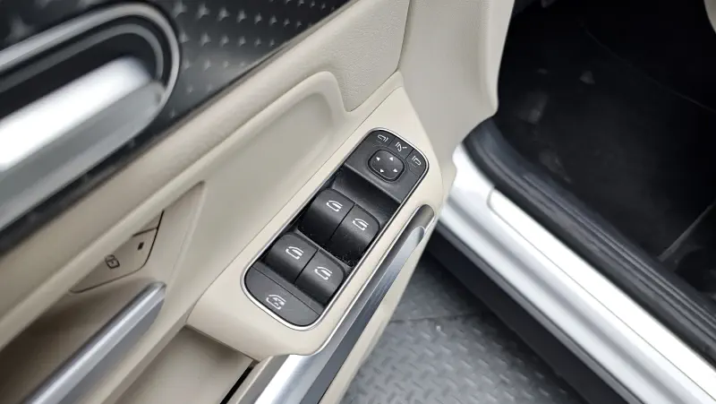 Mercedes-Benz GLB-Class