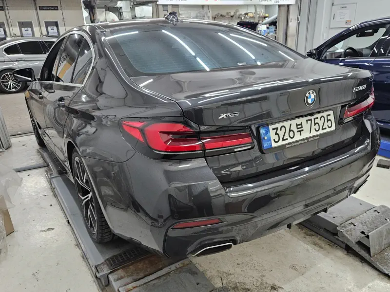 BMW 5-Series