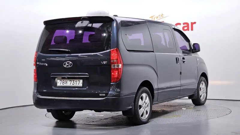 Hyundai Grand Starex