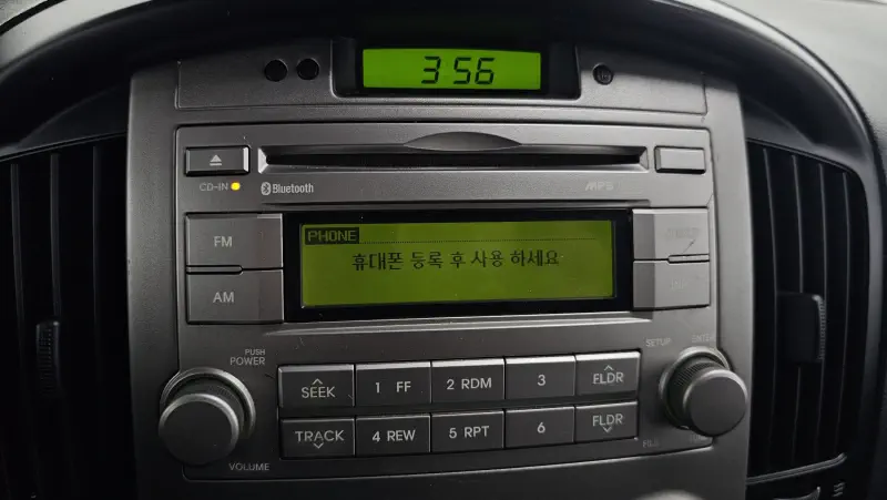 Hyundai Grand Starex