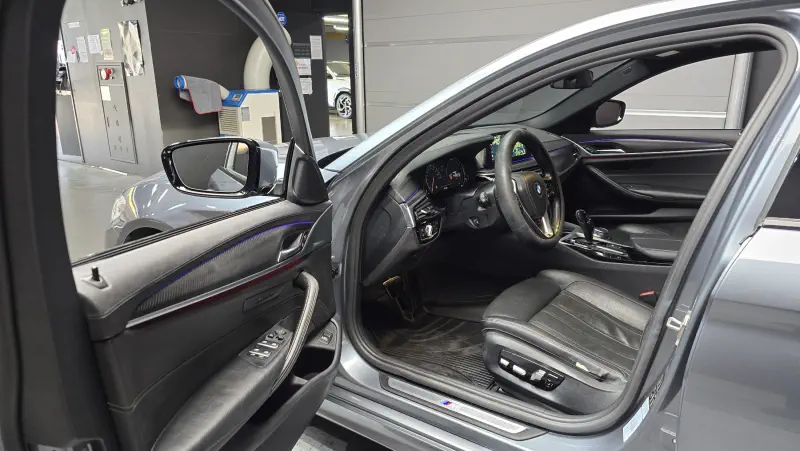 BMW 5-Series