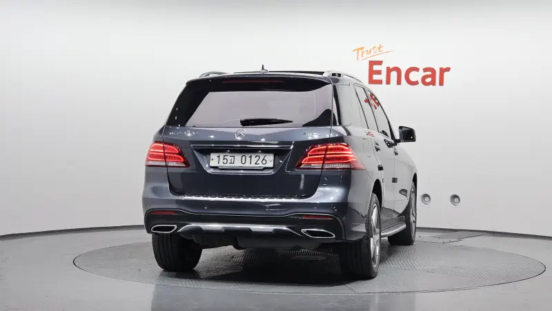 Mercedes-Benz GLE-Class