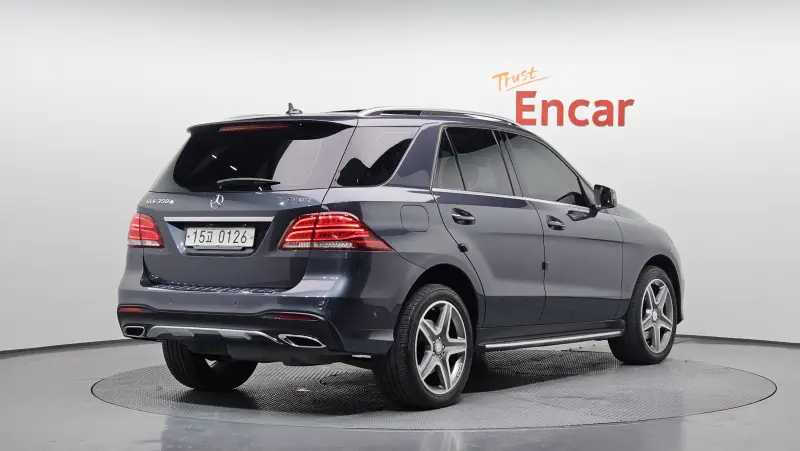 Mercedes-Benz GLE-Class