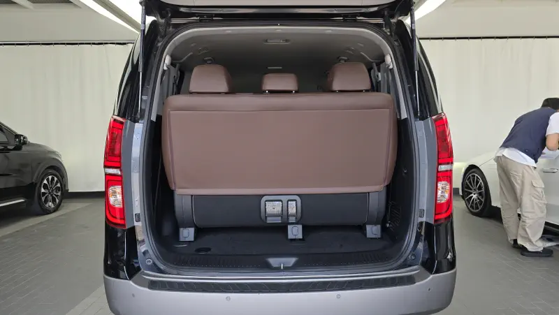Hyundai Grand Starex