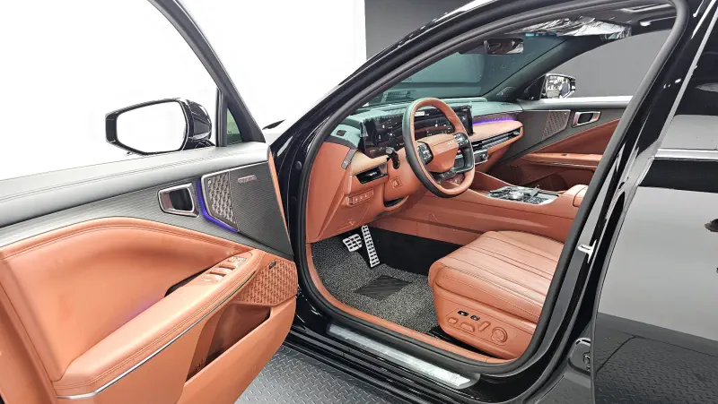 Kia K8