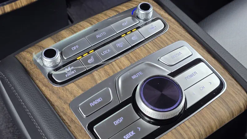 Kia K9