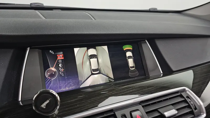 BMW 5-Series Gran Turismo