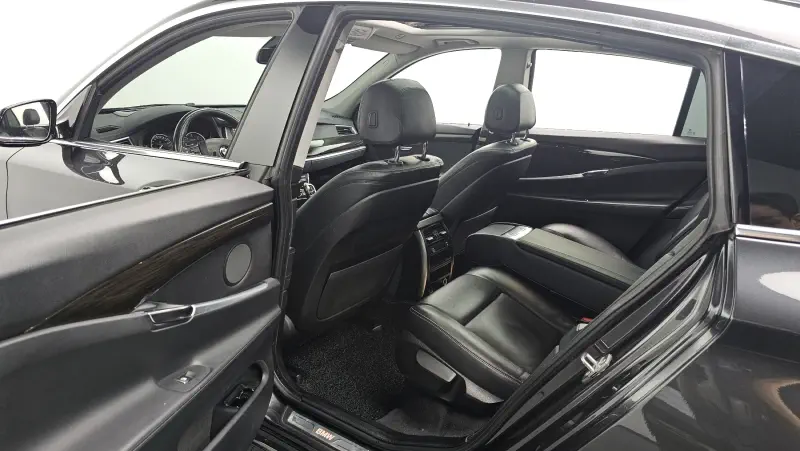 BMW 5-Series Gran Turismo