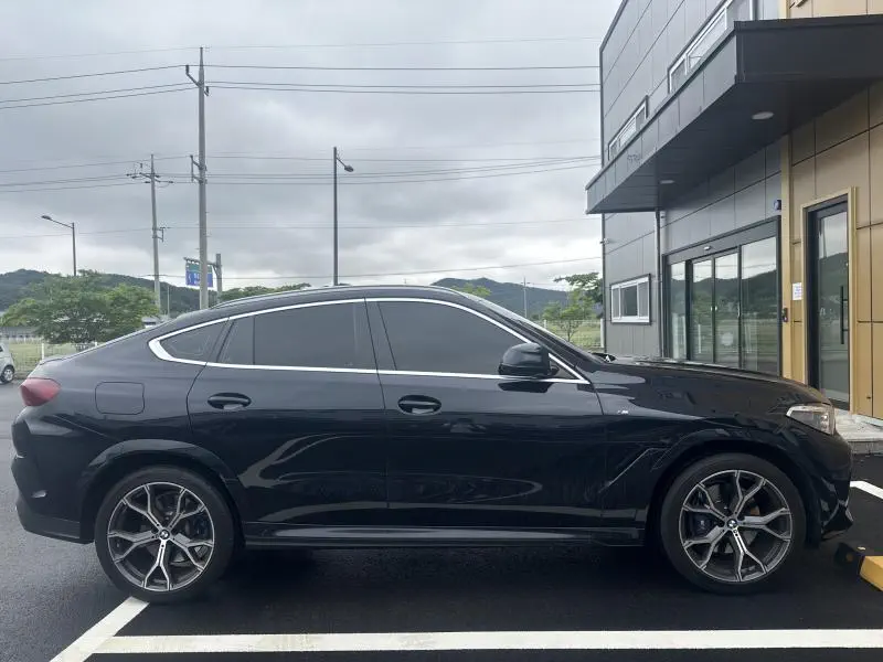 BMW X6