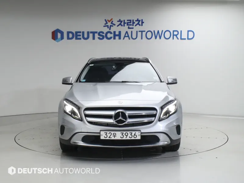 Mercedes-Benz GLA-Class