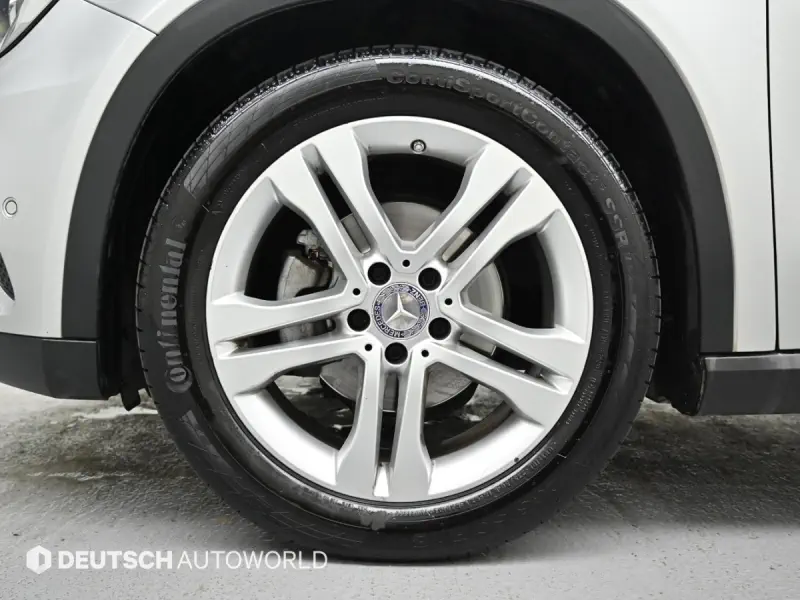 Mercedes-Benz GLA-Class