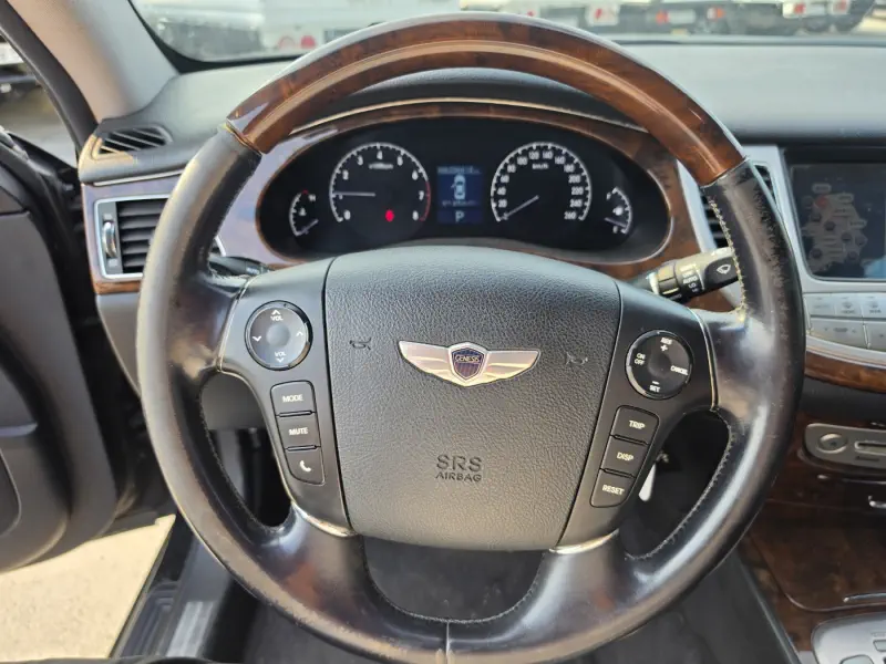 Hyundai Genesis